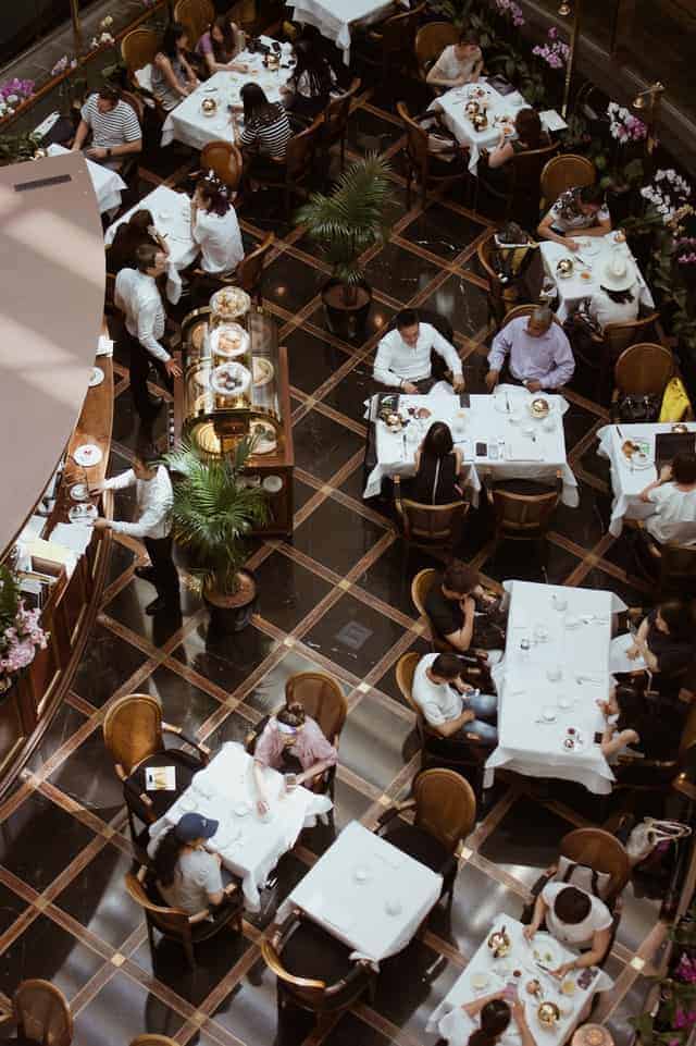 Can Restaurants Charge Automatic Gratuity?