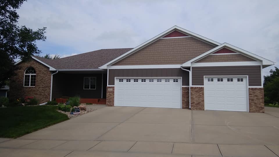 Reshingle Roof Estimate Sioux Falls SD