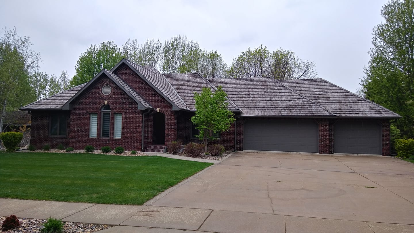 Re Roofing Company Sioux Falls SD