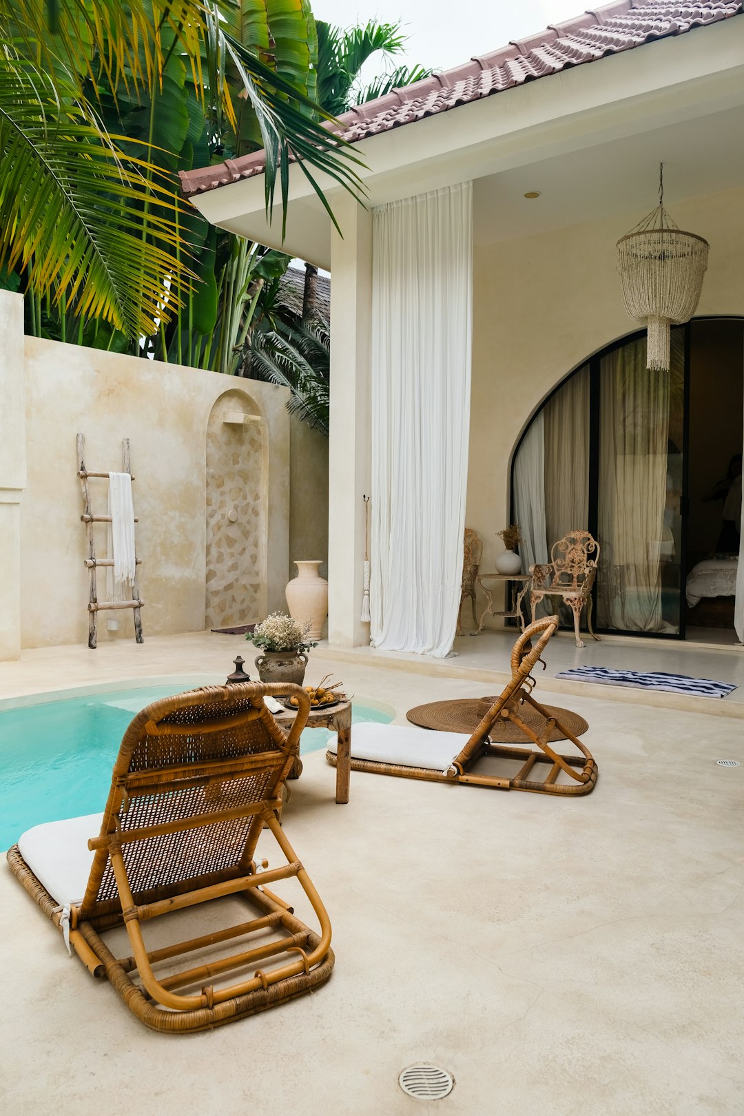 Transforming Outdoor Living Areas with Expertise  
