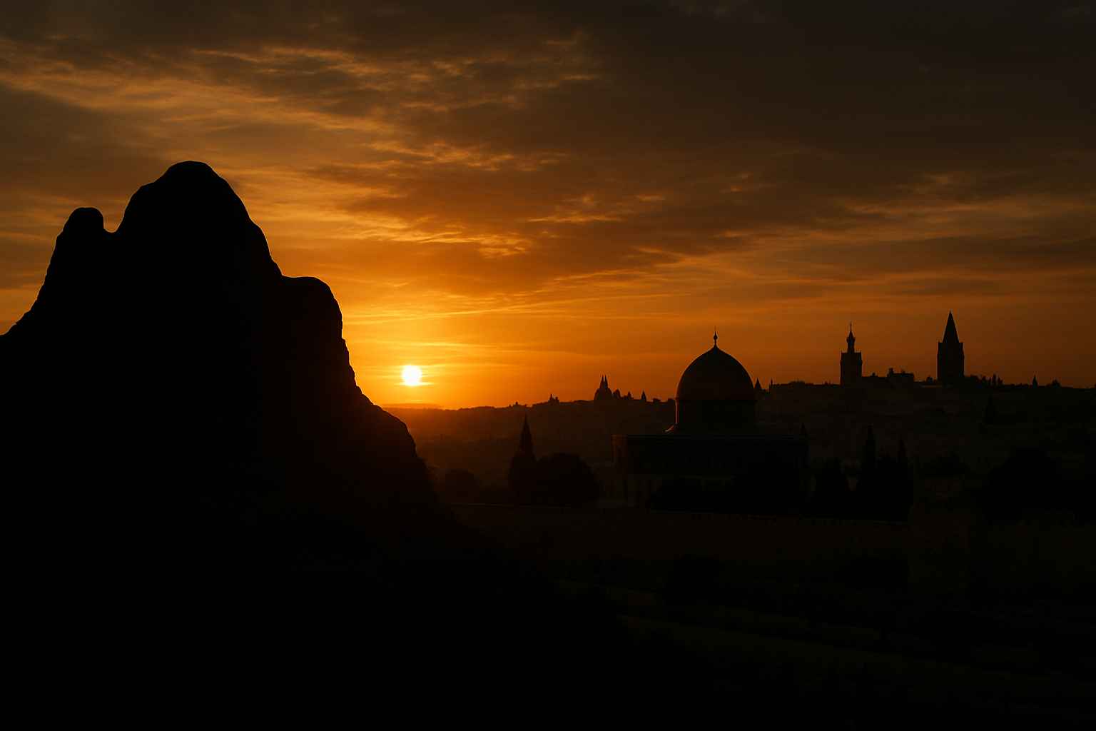 Ovmo{mwuwewok��r}kkg{cado: Gólgota, Jerusalém e o sepulcro