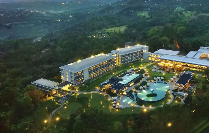 Royal Tulip Gunung Geulis Golf Resort