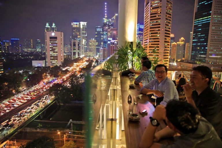 Menikmati Kemacetan Jakarta Dari Lantai 14