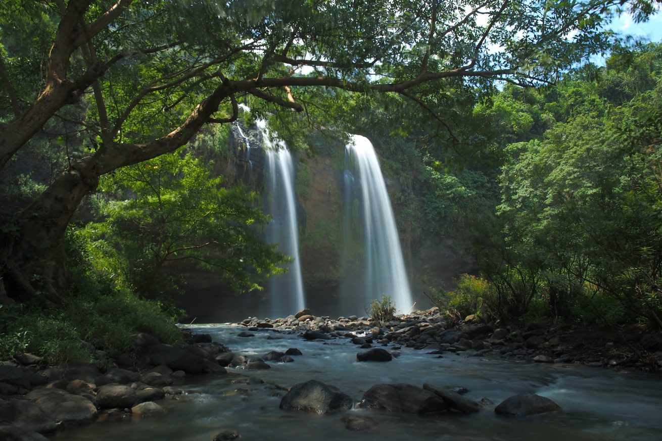 Geopark Ciletuh salah satunya di air terjun Sodong