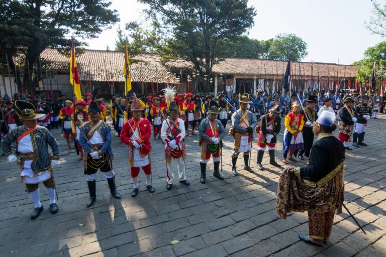 Bregada Keraton Yogya, Penjaga Tradisi Dari Abad 17