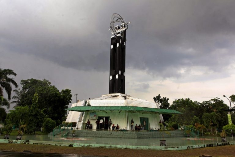 Kota Pontianak, Kota Multietnik di Garis Lintang 0