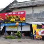 Timlo Solo, salah satunya Timlo Sastro