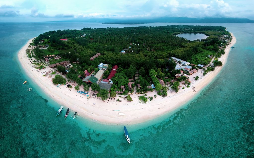 KKP Tanam 109 Karang Buatan di Lombok Utara 2 KKP tanam 109 karang buatan di perairan Gili Meno, Lombok Utara, Nusa tenggara Barat. Ini sebagai bagian membangun kebun koral.