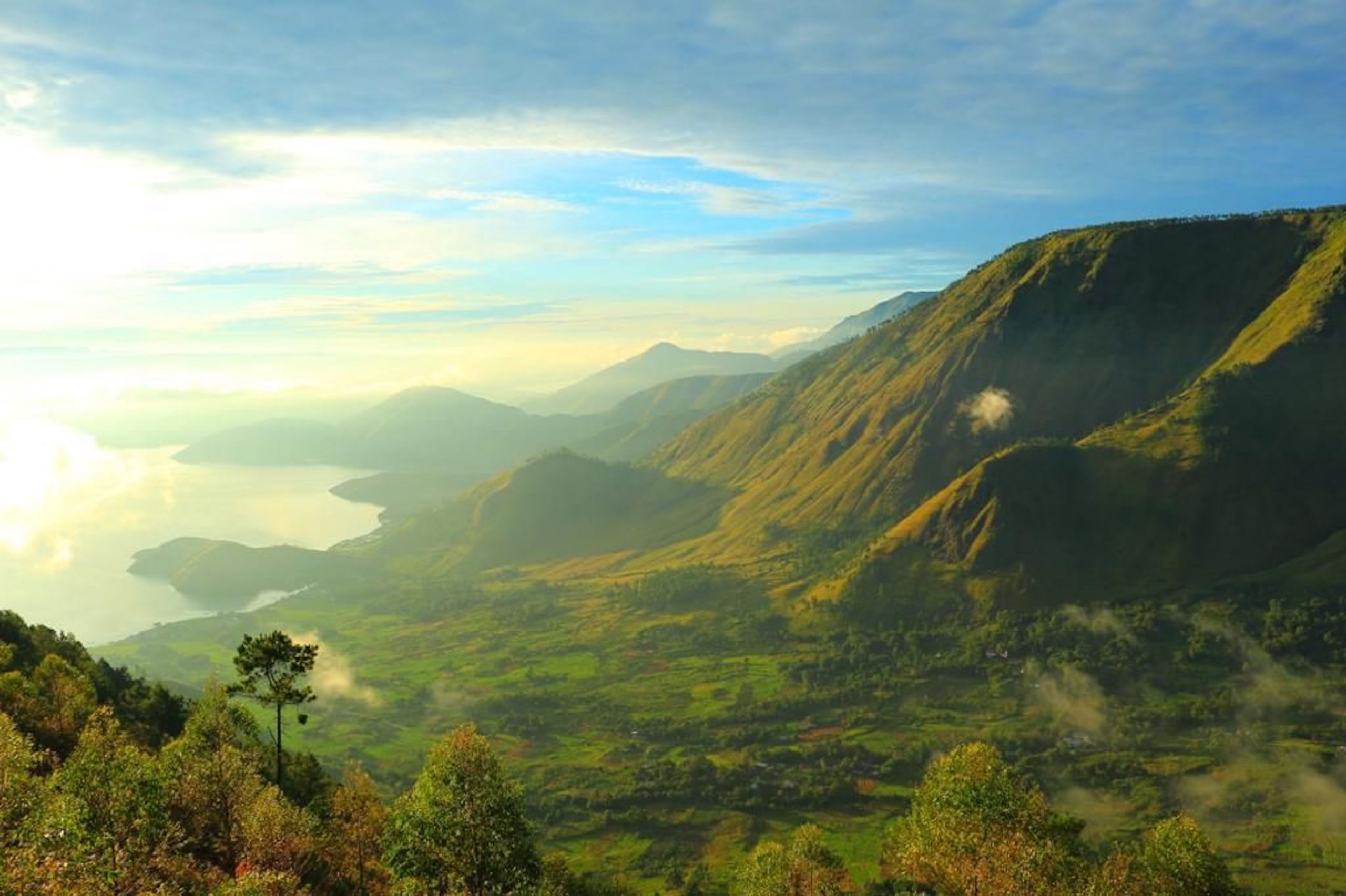 Musisi Indra Lesmana membuat lagu Citra Nusantara untuk mendukung pariwisata