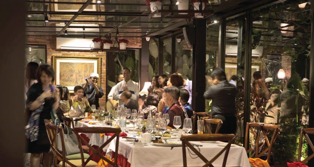Patio Venue dan 19 Jenis Piza: Asin-Manis