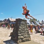 Perjalanan di Tano Niha Lompat batu