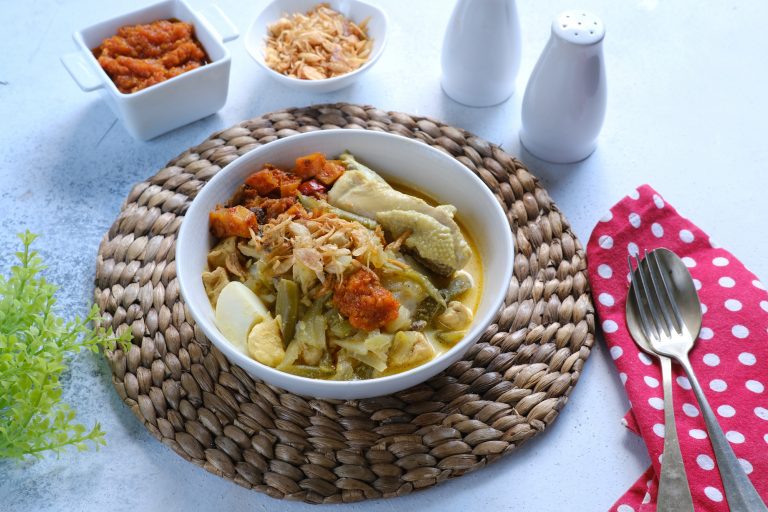 Lontong Cap Go Meh, Kuliner Khusus di Hari Ke15