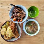 Liburan di musim hujan saat nya menikmati kuliner khas yang lenih nikmat disanpat saat hujan turun.