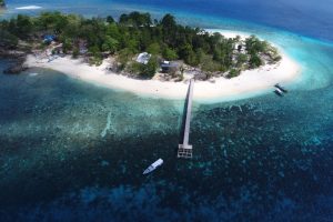 Liburan di Likupang dengan pilihan pantai dan bukit