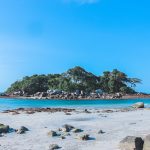 Bintan Pantai lagoi shutterstock