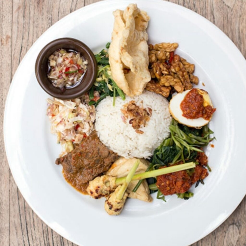 Brunch Saat di Bali, 5 Yang Menggoda 5 Brunch saat di Bali karena orang memanfaatkan waktu untuk liburan.