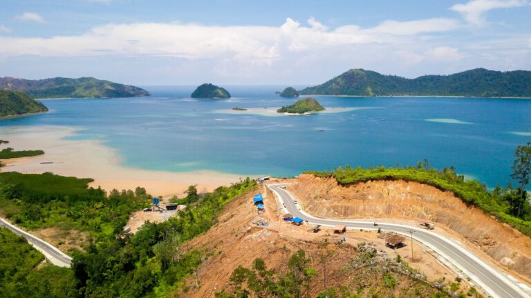 Pesona Teluk Mandeh, 1 Keindahan Sumatera