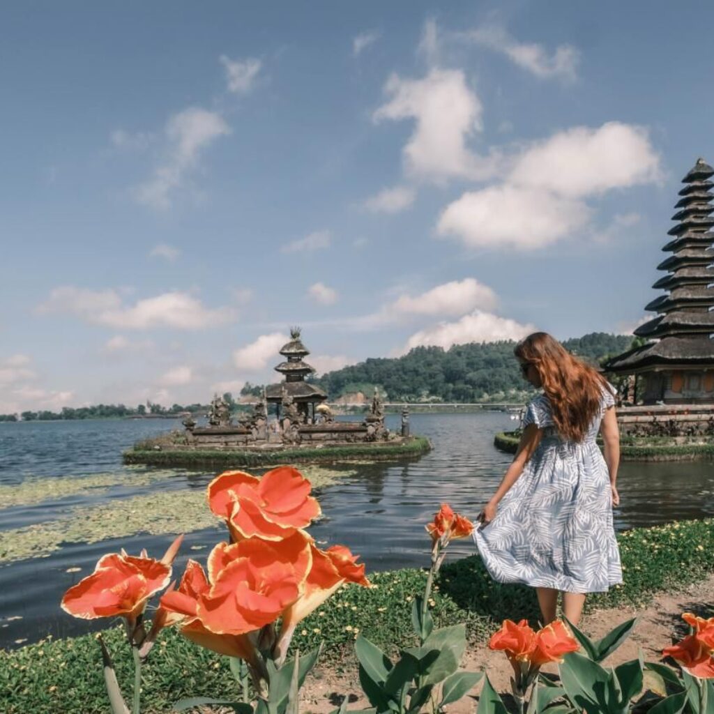 Pemerintah Targetkan 1.5 Juta Wisatawan 5 Pemerintah targetkan 1.5 juta wistaawan manca negara di Bali dan 7 juta wisatawan Nusantara.