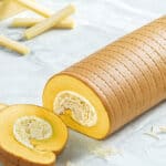 Bolu Meranti Medan mengubah diri dari bekal sekolah menjadi oleh-oleh khas Medan,