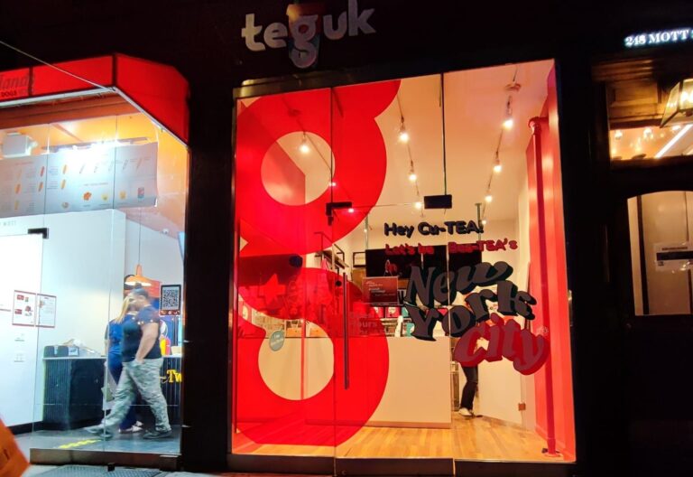 Gerai Teguk 1 Di New York City Dibuka