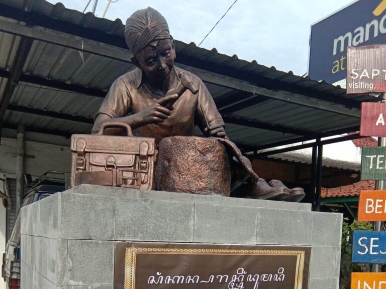 Kerajinan Kulit Manding, Besar Sejak 1958