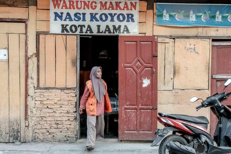 Nasi Koyor Kota Lama Semarang mengandalkan masakan dari koyor atau urat yang digemari sejak lama.