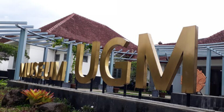 Museum UGM, 1 Kenangan Masa Kecil Obama