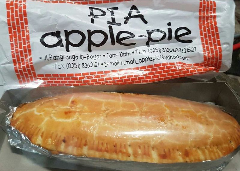 Pie Apple pie Bogor pilihan oleh-oleh yang manis berbahan apel.