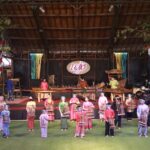 Saung Angklung Udjo Bandung melestarikan budaya dengan cara gembira. Foto: Saung Angklung Udjo