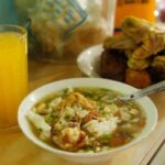 Soto Kadipiro Yogyakarta adalah kuliner legendaris kota pelajar ini. Foto: gudegnet