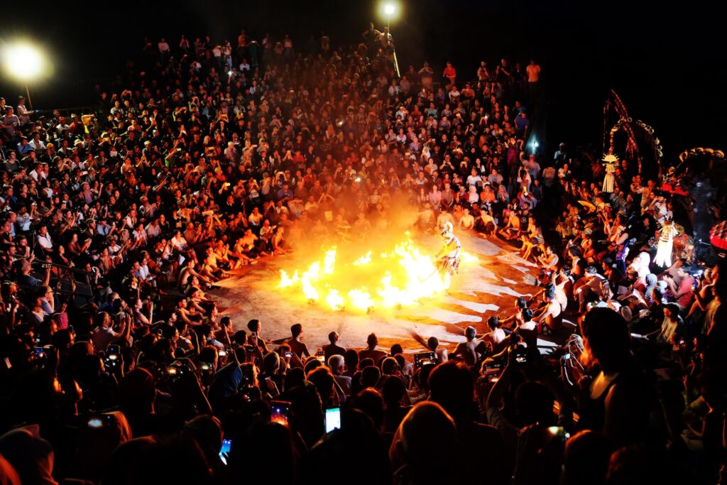 Tari Kecak, Seni Tari Popular Mulai 1930