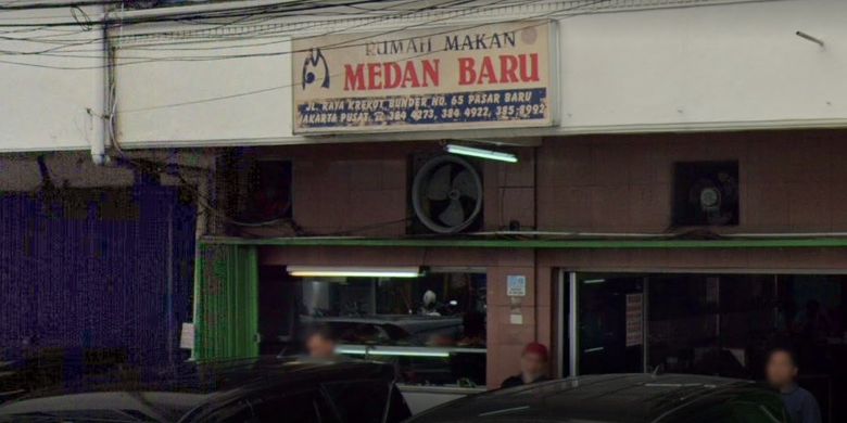 Medan Baru adalah restoran yang menunya perpaduan masakan Aceh, Medan, dan Minang.