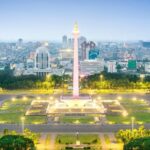 Monumen Nasional atau biasa disebut MOnas menjadi simbol Jakarta dan Indonesia. Foto: shutterstock