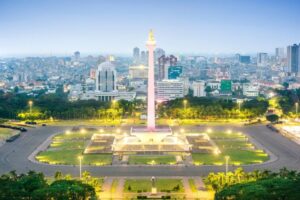 Monumen Nasional atau biasa disebut MOnas menjadi simbol Jakarta dan Indonesia. Foto: shutterstock