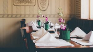 Booking restoran membuat tamu dapat pelayanan yang optimal.