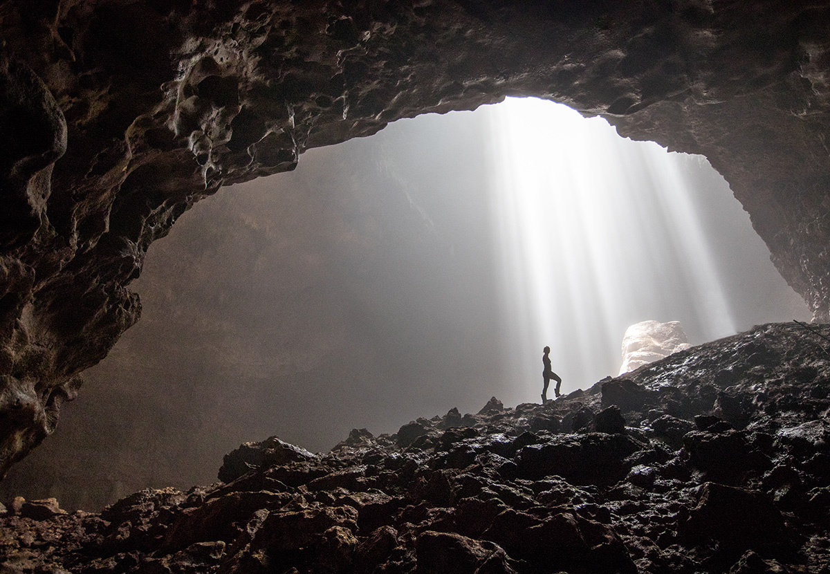 Wisata perut bumi atau menjelajah gua bisa menjadi pilihan wisata.