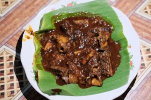 Babat Gongso Semarang, Ini 5 Yang Enak 7 Babat gongs Semarang merupakan kuliner kota ini yang wajib dicoba.