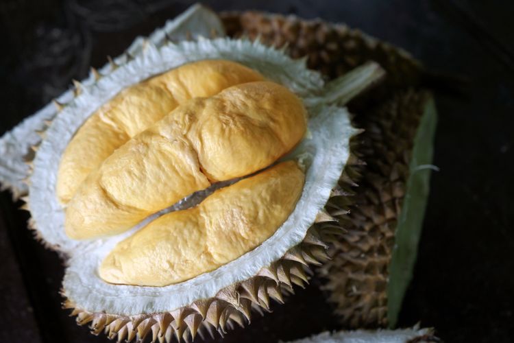 Durian Bawor shutterstock