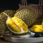 Durian Runtuh Pekanbaru menjadi salah satu destinasi wisata kuliner di kota ini.