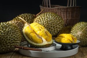 Durian Runtuh Pekanbaru, Legitnya 24 Jam 7 Durian Runtuh Pekanbaru menjadi salah satu destinasi wisata kuliner di kota ini.