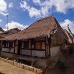 Sebuah rumah di Desa Sade, Lombok Tengah. shutterstock