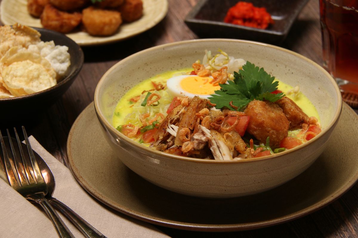 Soto Medan salah satu dari 7 kuliner halal di Medan. Foto: shutterstock