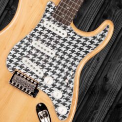 123- Stratocaster - Houndstooth custom printed pickguard on guitar