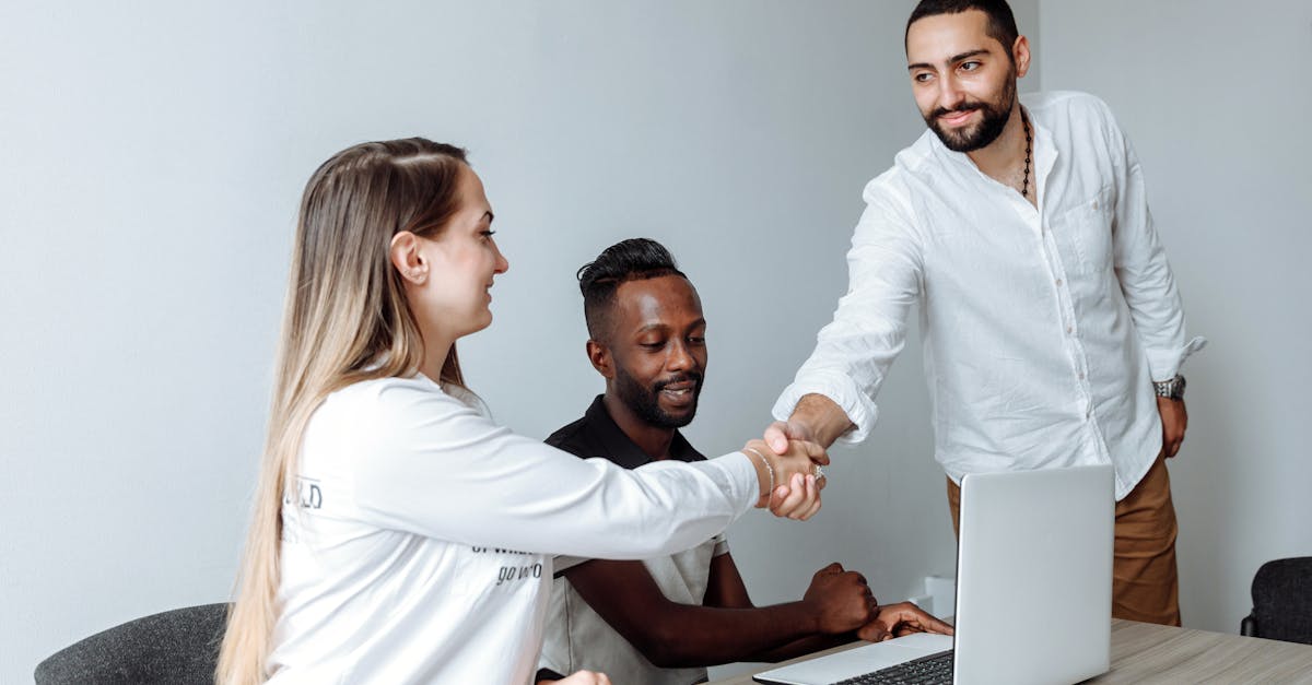 How do you create a SaaS go to market strategy?