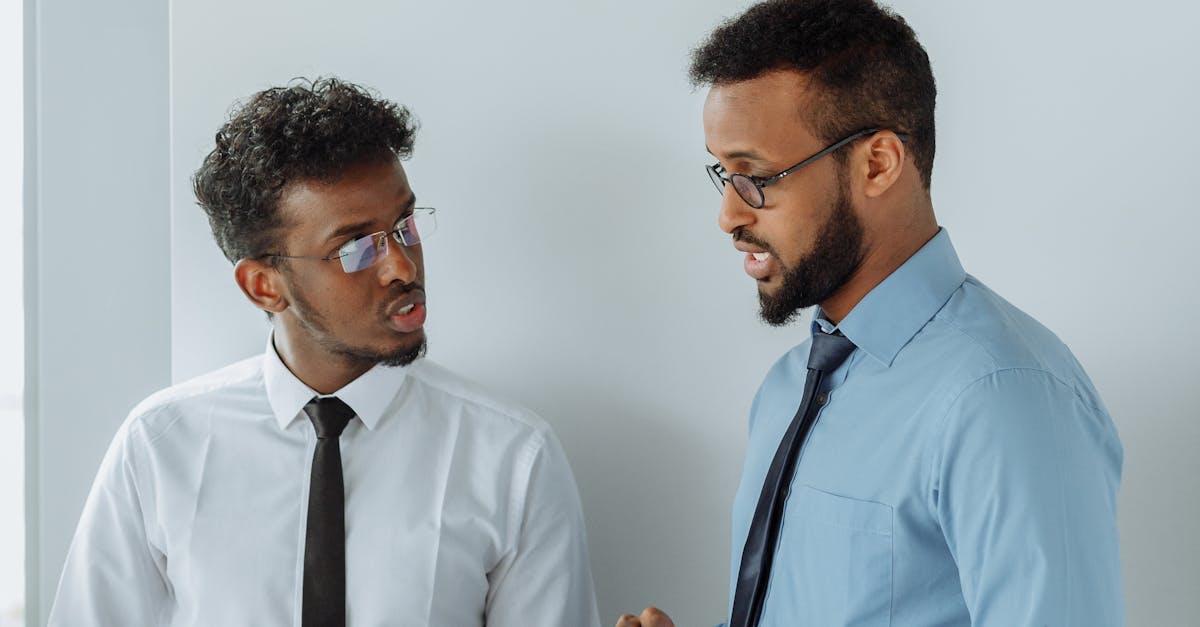 How much do B2B SaaS companies spend on marketing?