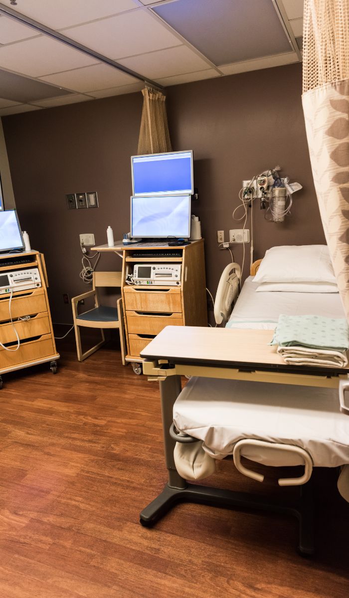 What distinguishes commercial cleaning from residential cleaning?