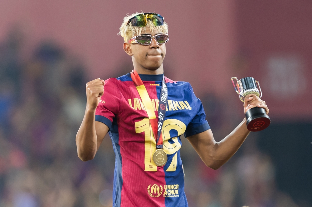 Lamine Yamal Salary, Net Worth & Personal Life Lamine Yamal Salary, Net Worth & Personal Life