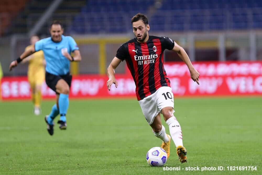 Hakan-Calhanoglu Hakan Calhanoglu