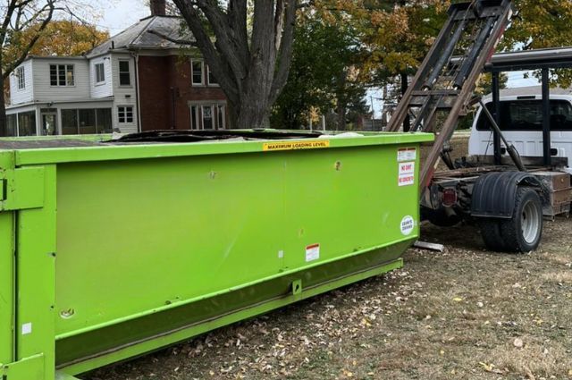 Affordable Dumpster Rental Services Toledo