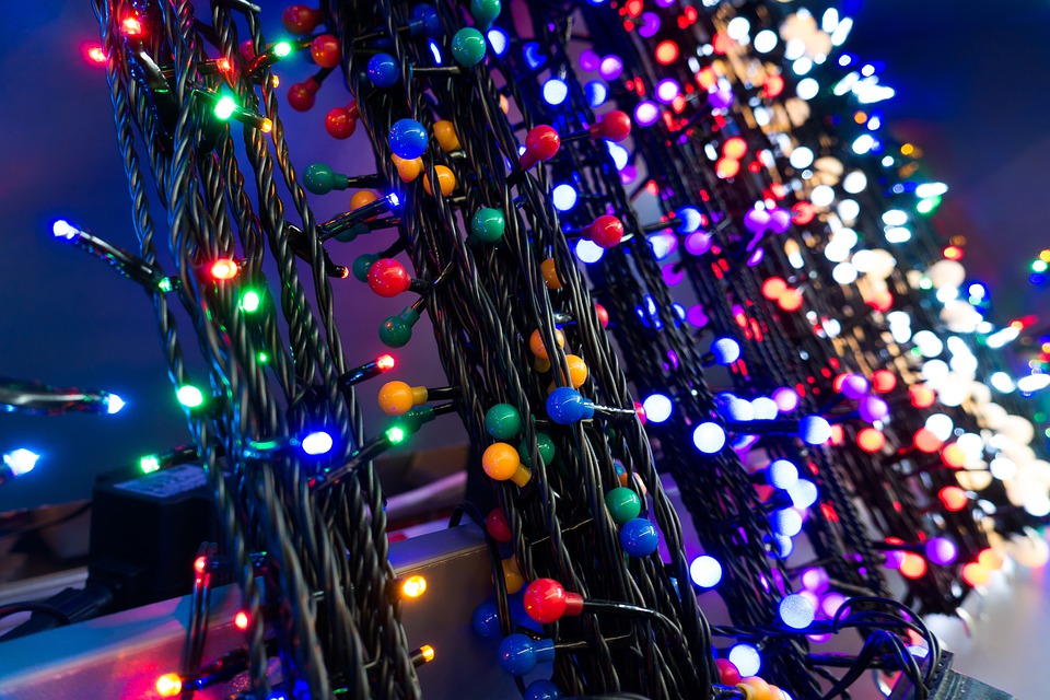 What Is The Best Holiday Light Installation Business in St. Joseph MO